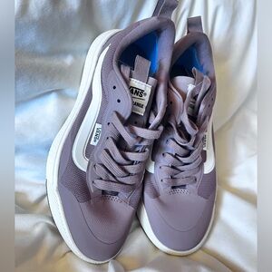 Vans ultra range EXO women’s shoes size 6